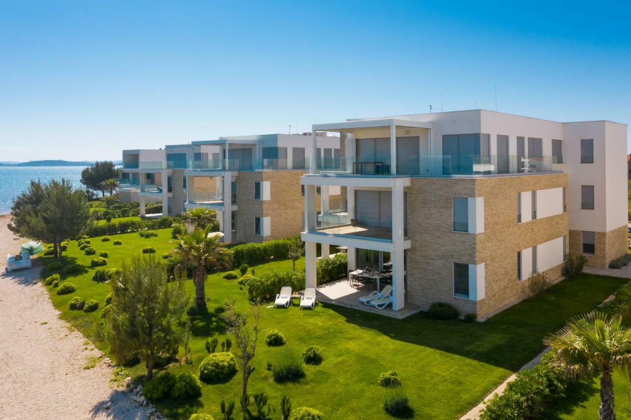 Luxury Design Beach Front Apartment Sukosan Exterior photo