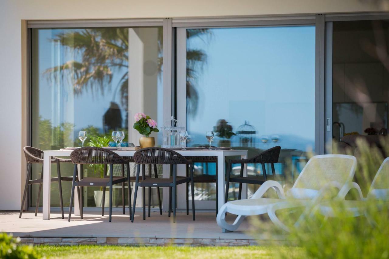 Luxury Design Beach Front Apartment Sukosan Exterior photo
