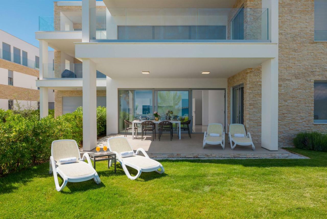 Luxury Design Beach Front Apartment Sukosan Exterior photo